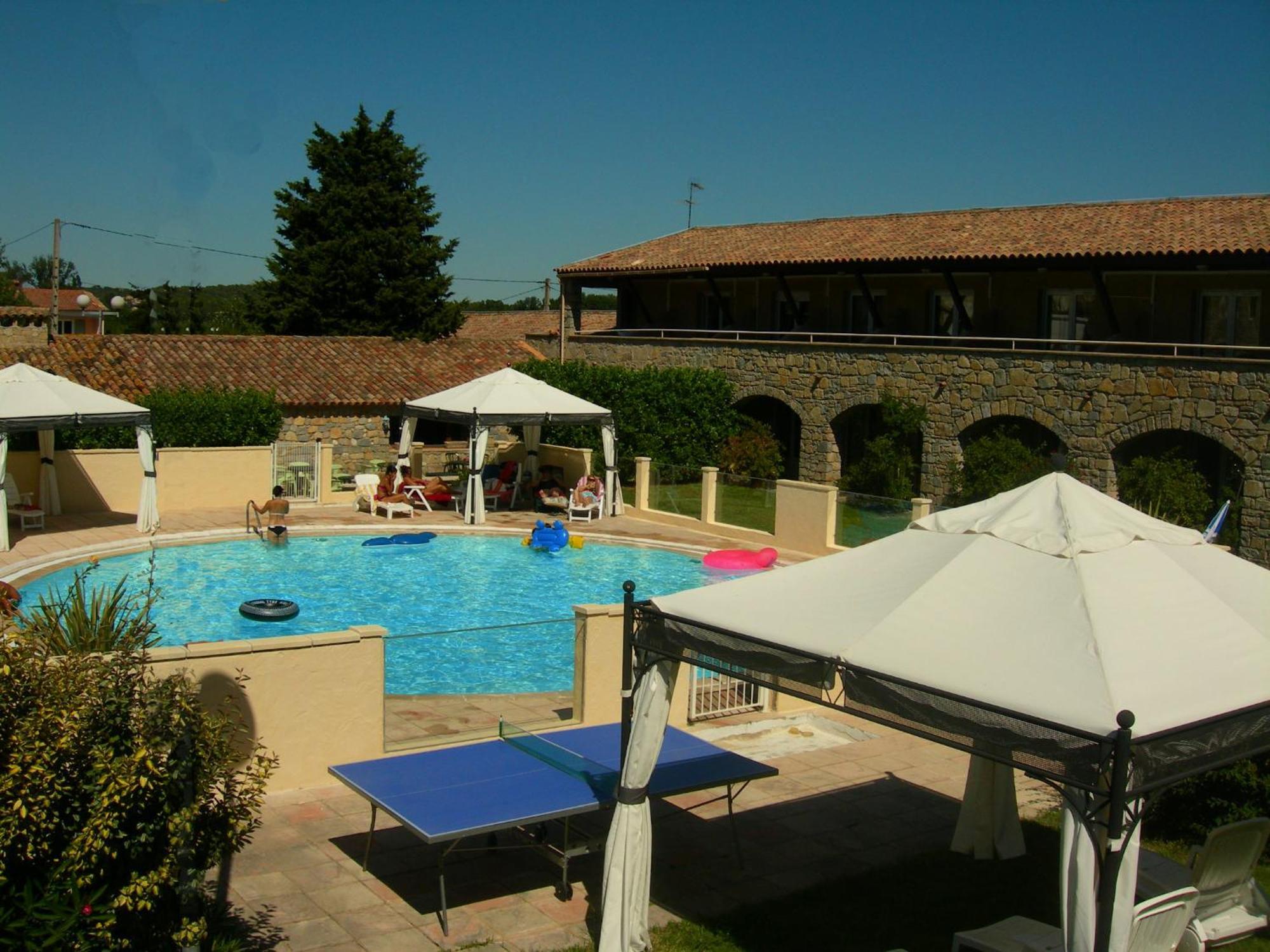 Hotel De La Madeleine Anduze Exterior photo